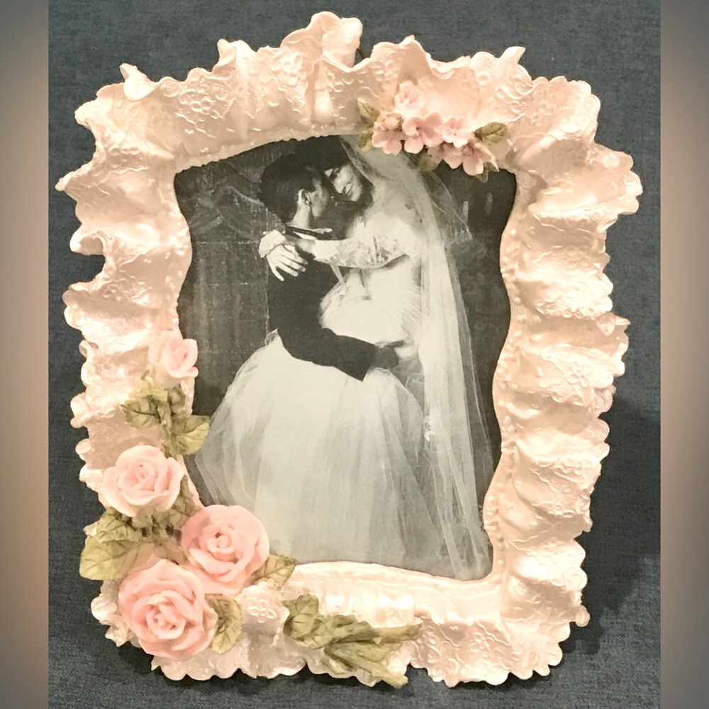 Special Occasions Tastefully Ornate Picture Frame 5x7”